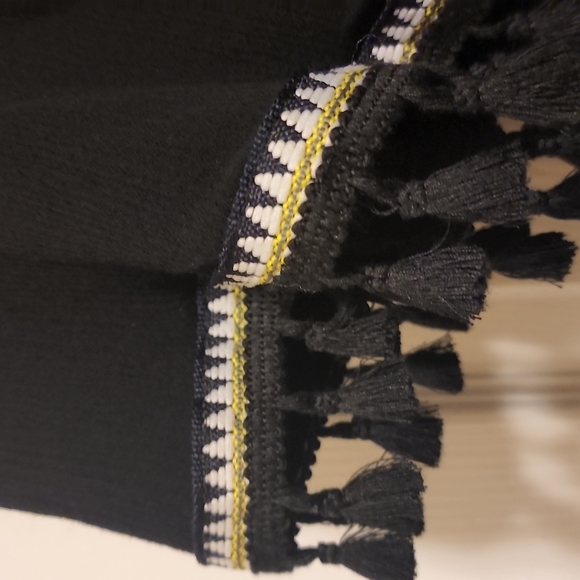 Black on or off shoulder top - Picture 5 of 5